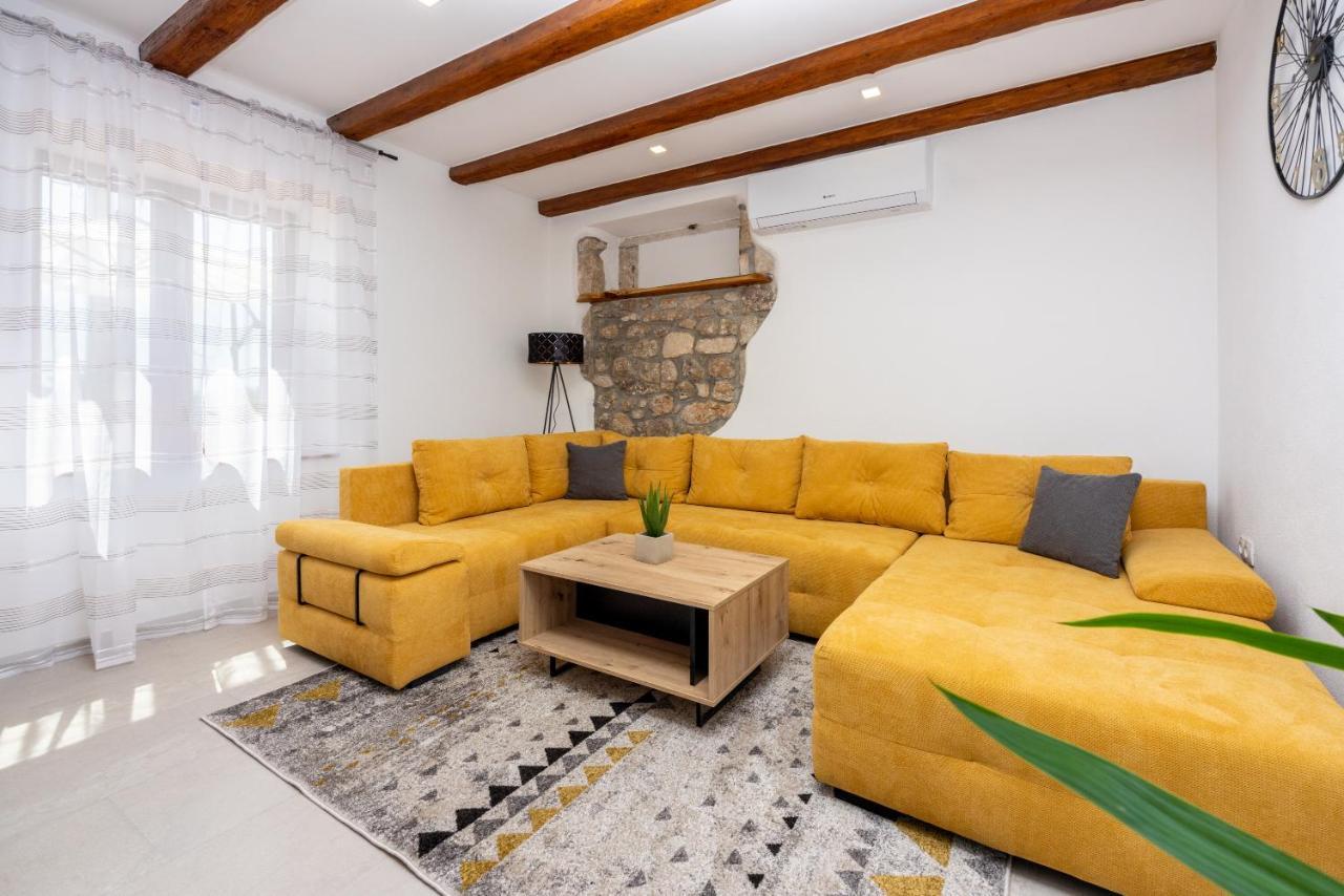 Villa Antani With Heated Pool, Sauna & Jacuzzi Crikvenica Esterno foto