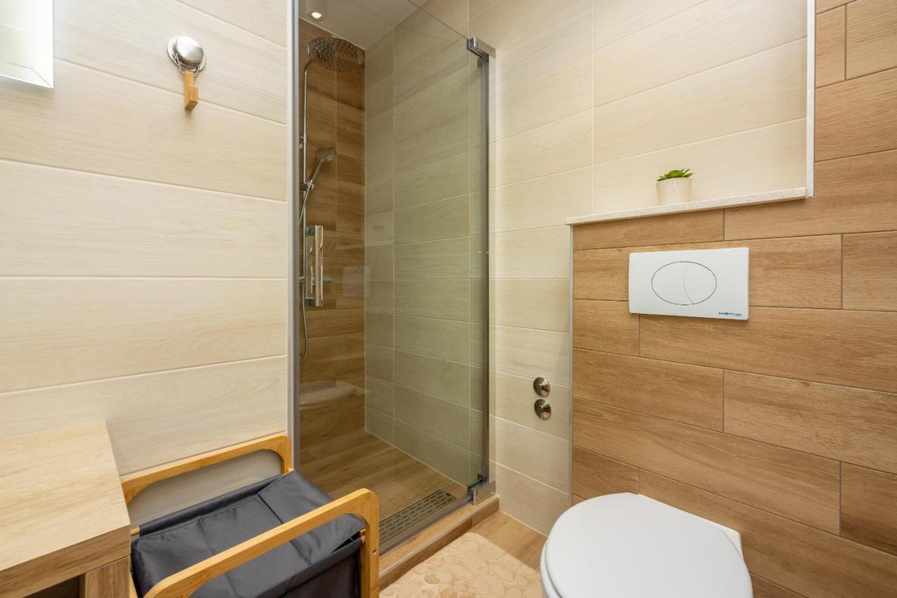 Villa Antani With Heated Pool, Sauna & Jacuzzi Crikvenica Esterno foto