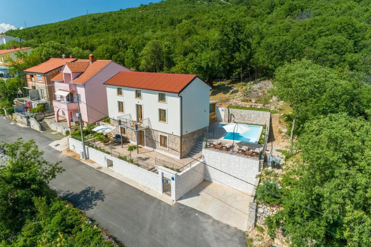 Villa Antani With Heated Pool, Sauna & Jacuzzi Crikvenica Esterno foto